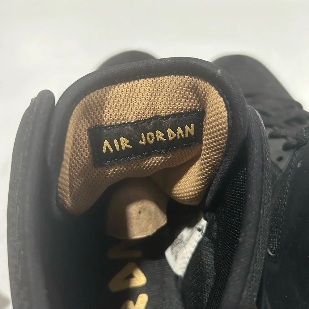 New Men’s Jordan Mars 270 Black & Gold Size 11